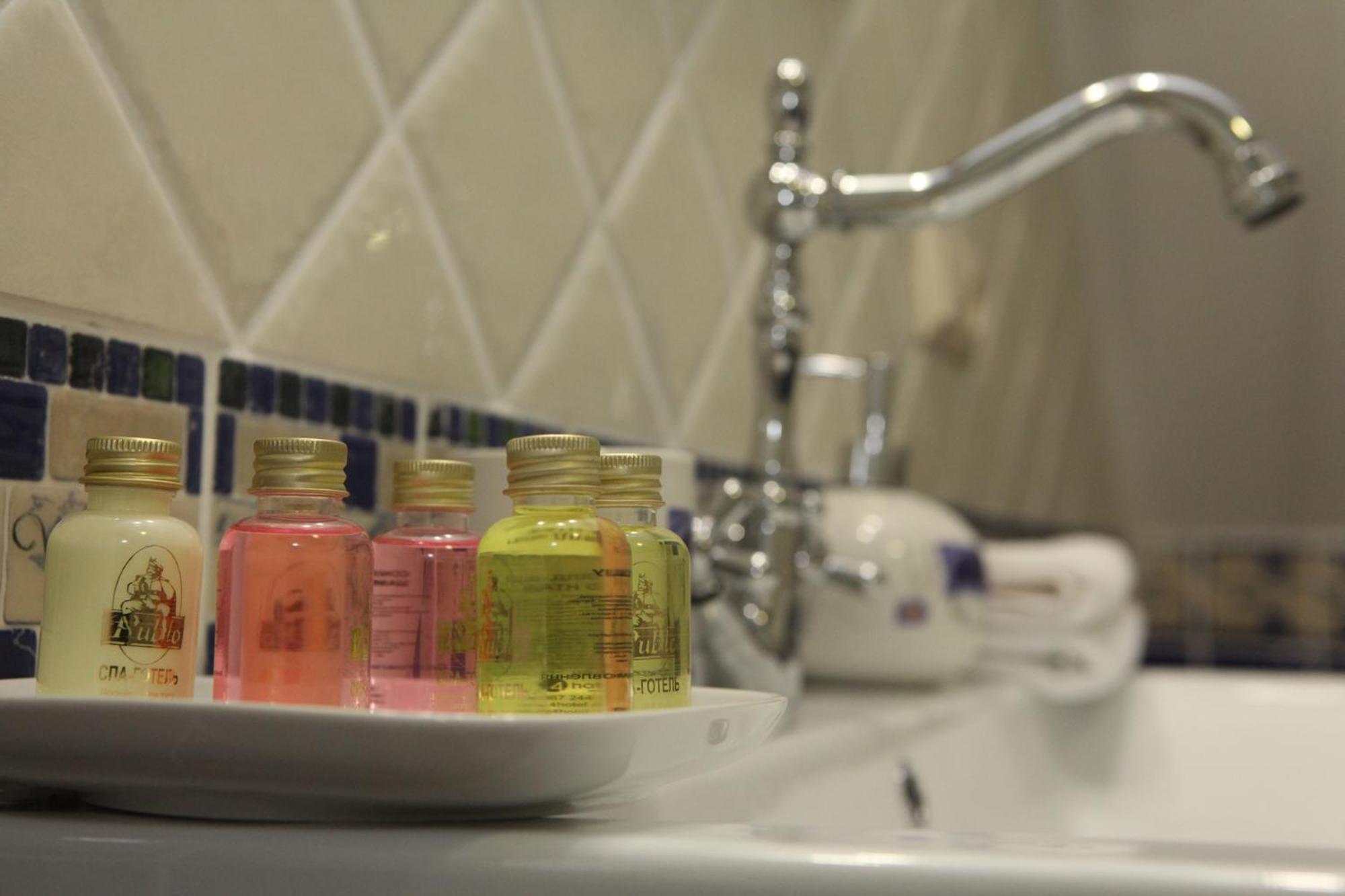Publo Spa Hotel Vyshkove Room photo