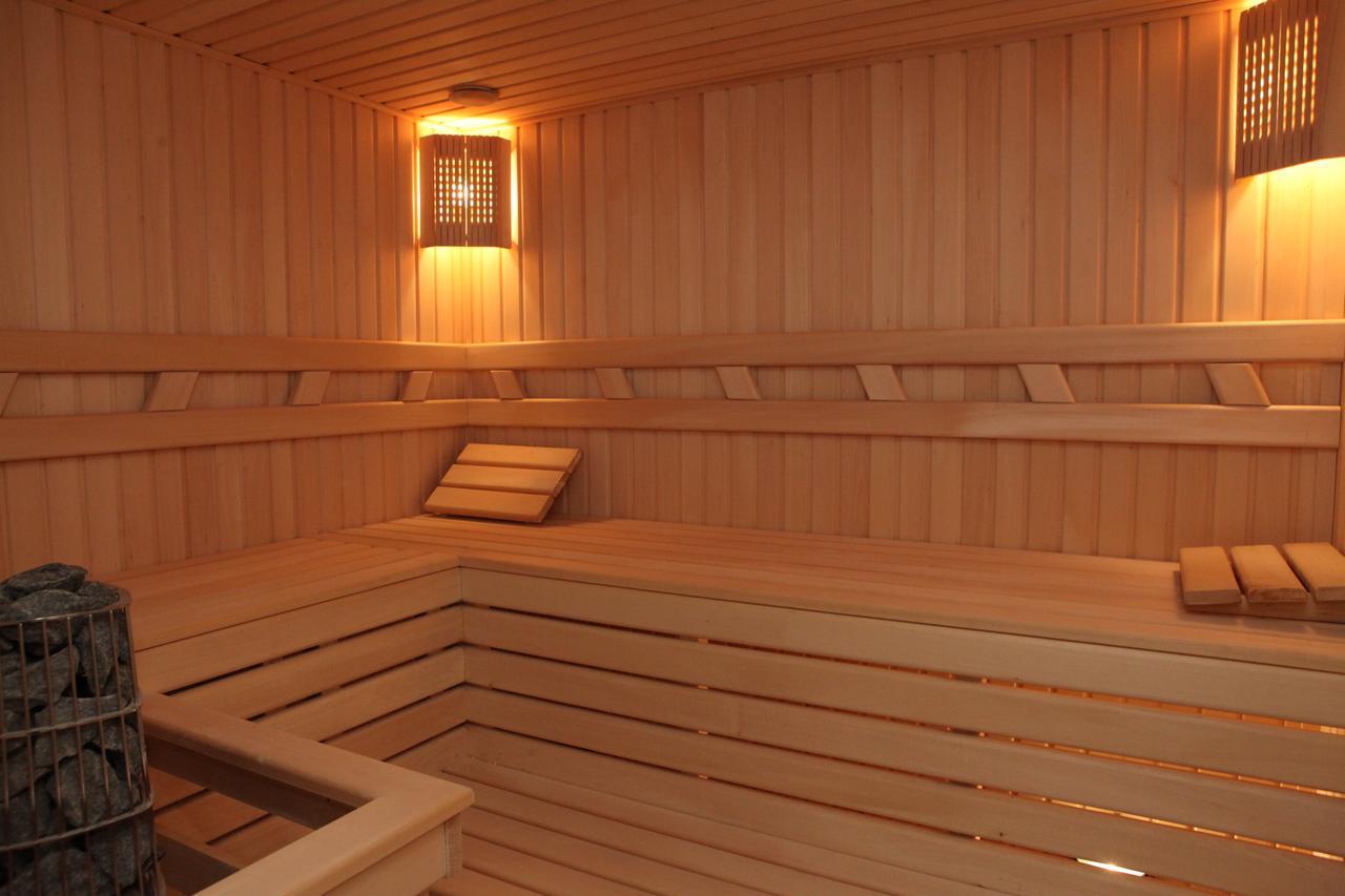 Publo Spa Hotel Vyshkove Exterior photo