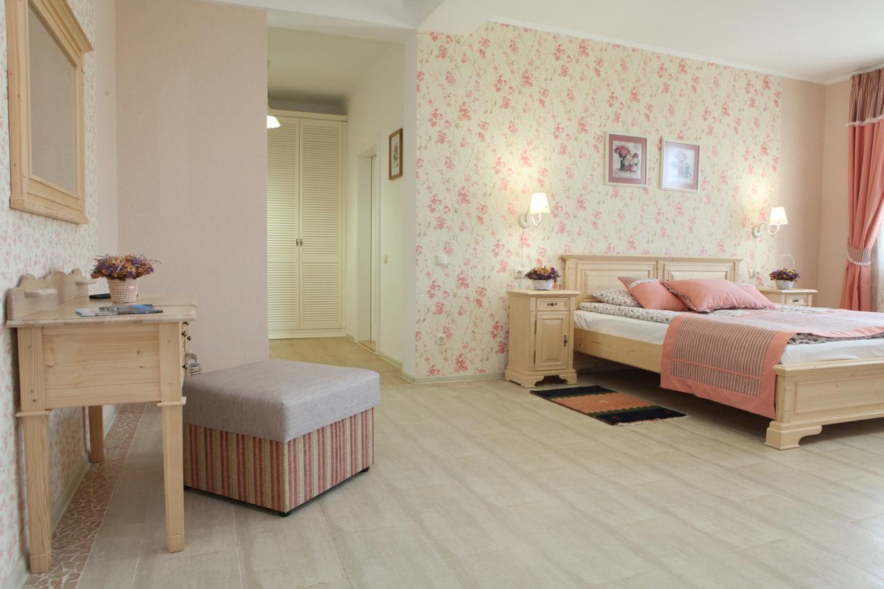 Publo Spa Hotel Vyshkove Room photo